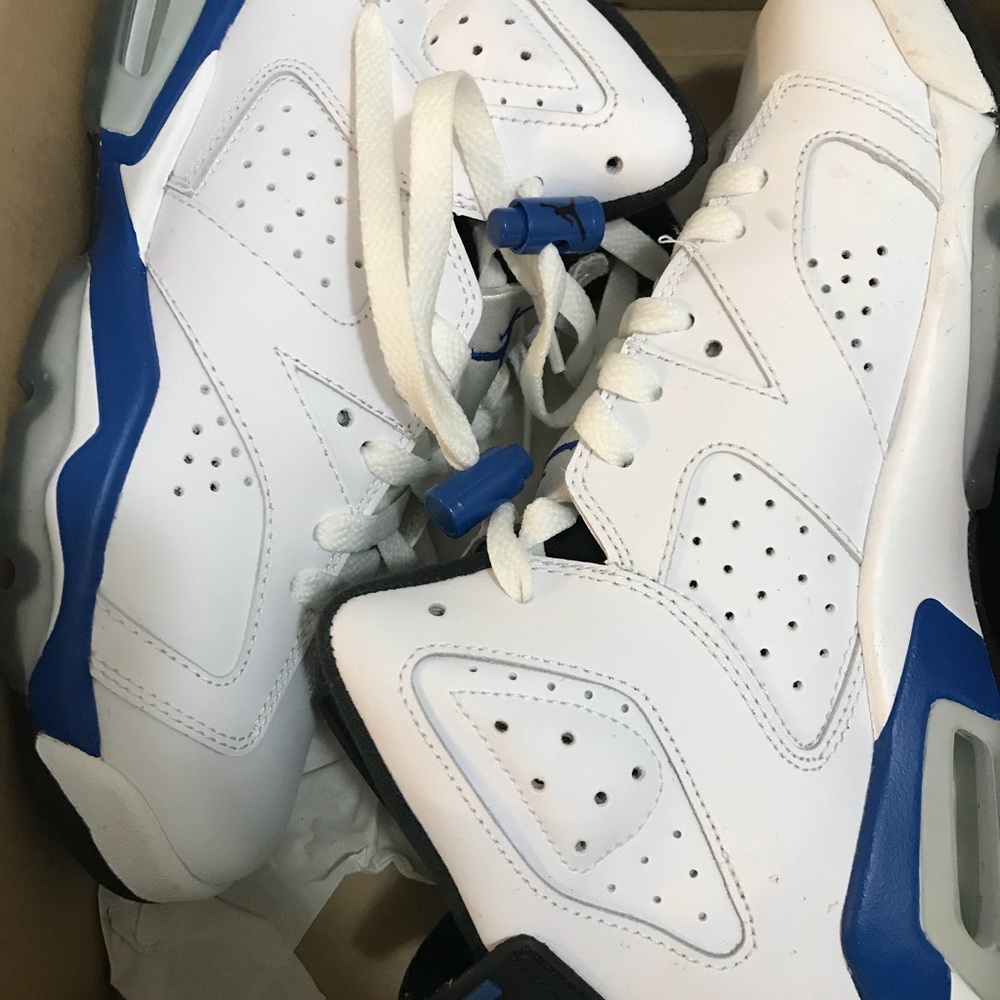 Varsity Blue Retro Jordan Female 5.5🔥‼️‼️💎😍